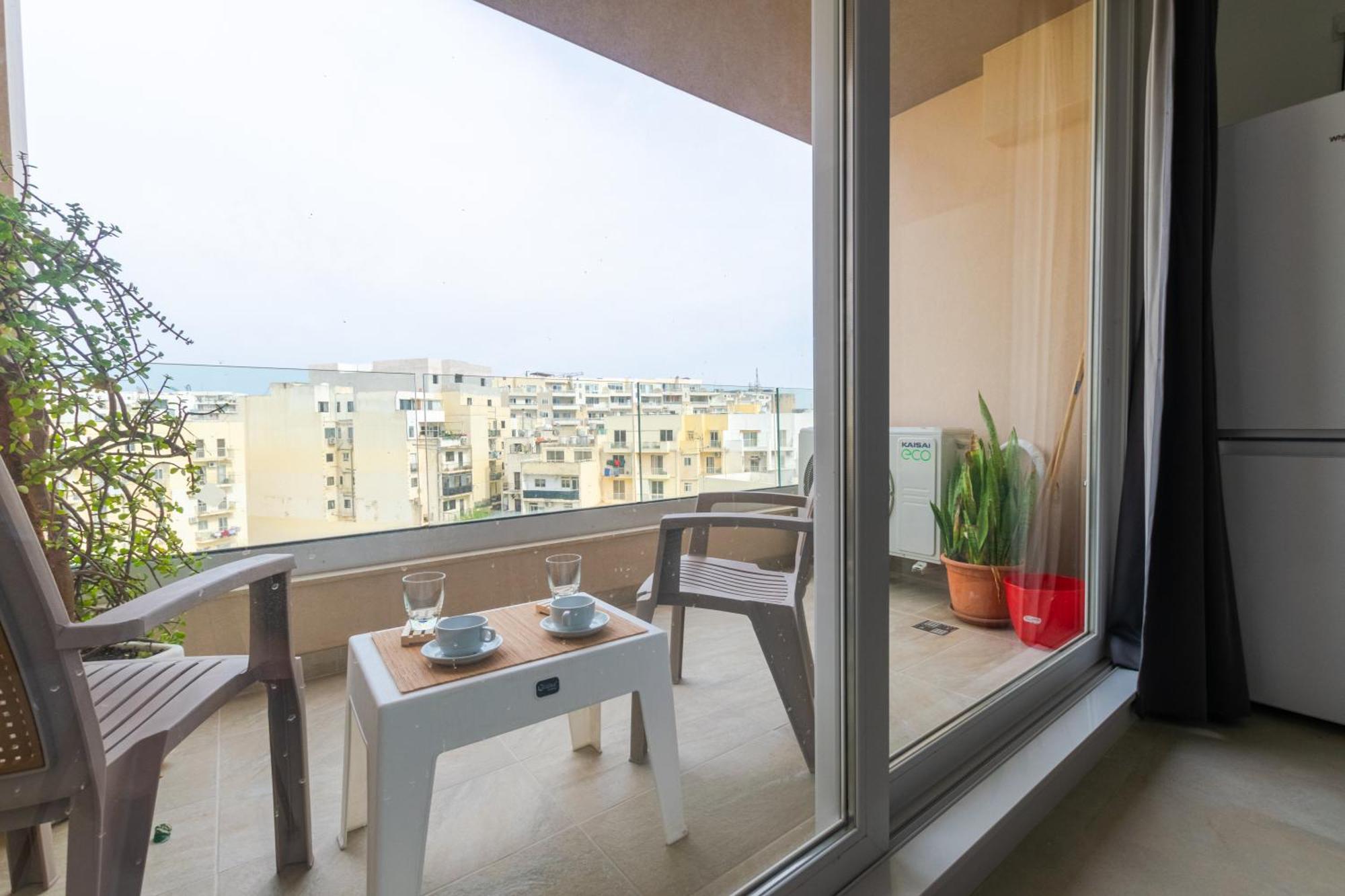 Spacious Brand New 3 Bdr 2bth Bugibba St. Paul's Bay